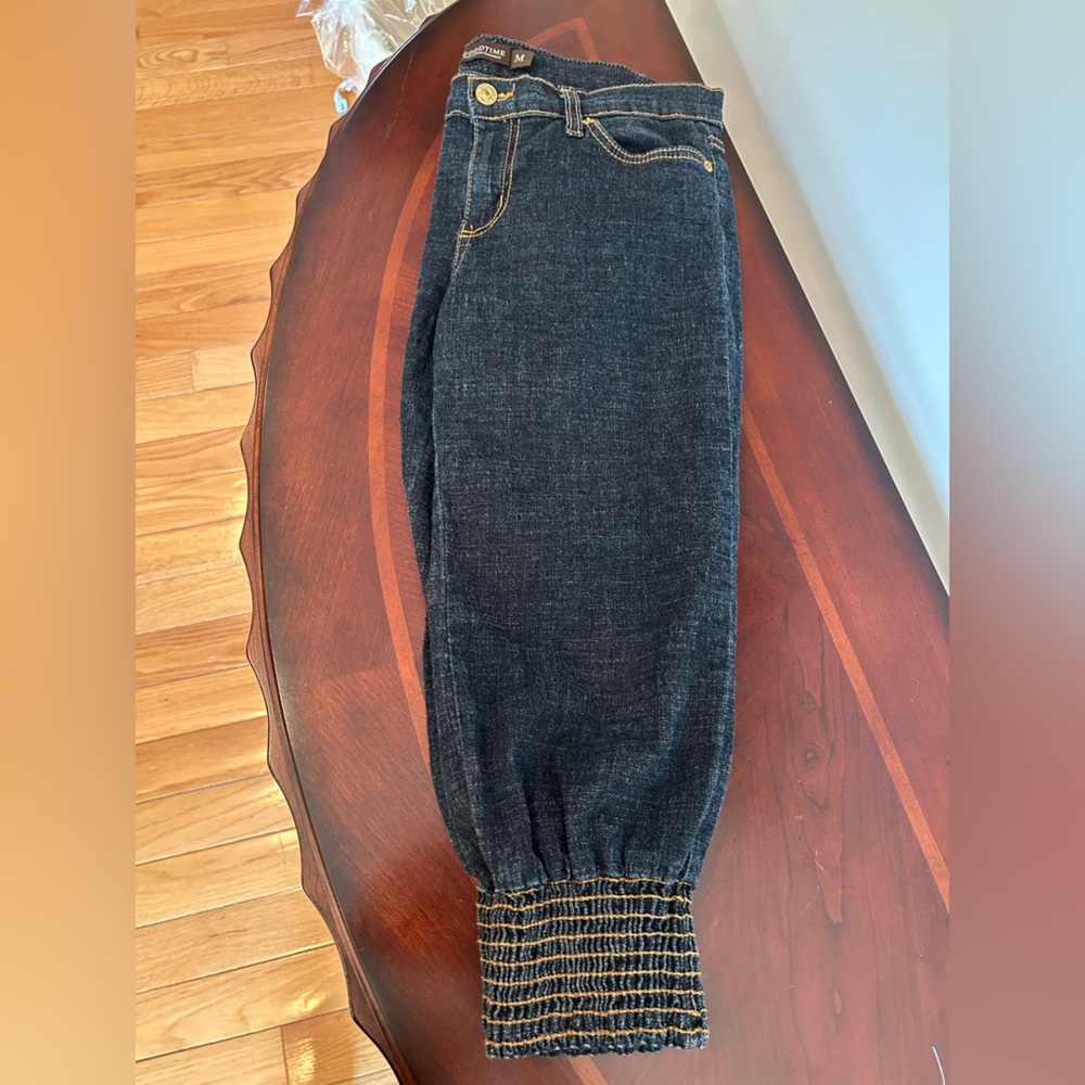 Vintage Made In USA Goodtime Ladies Blue Capris